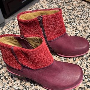John Fluevog Short Boots